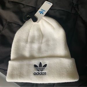 WOMENS ADIDAS BEANIE